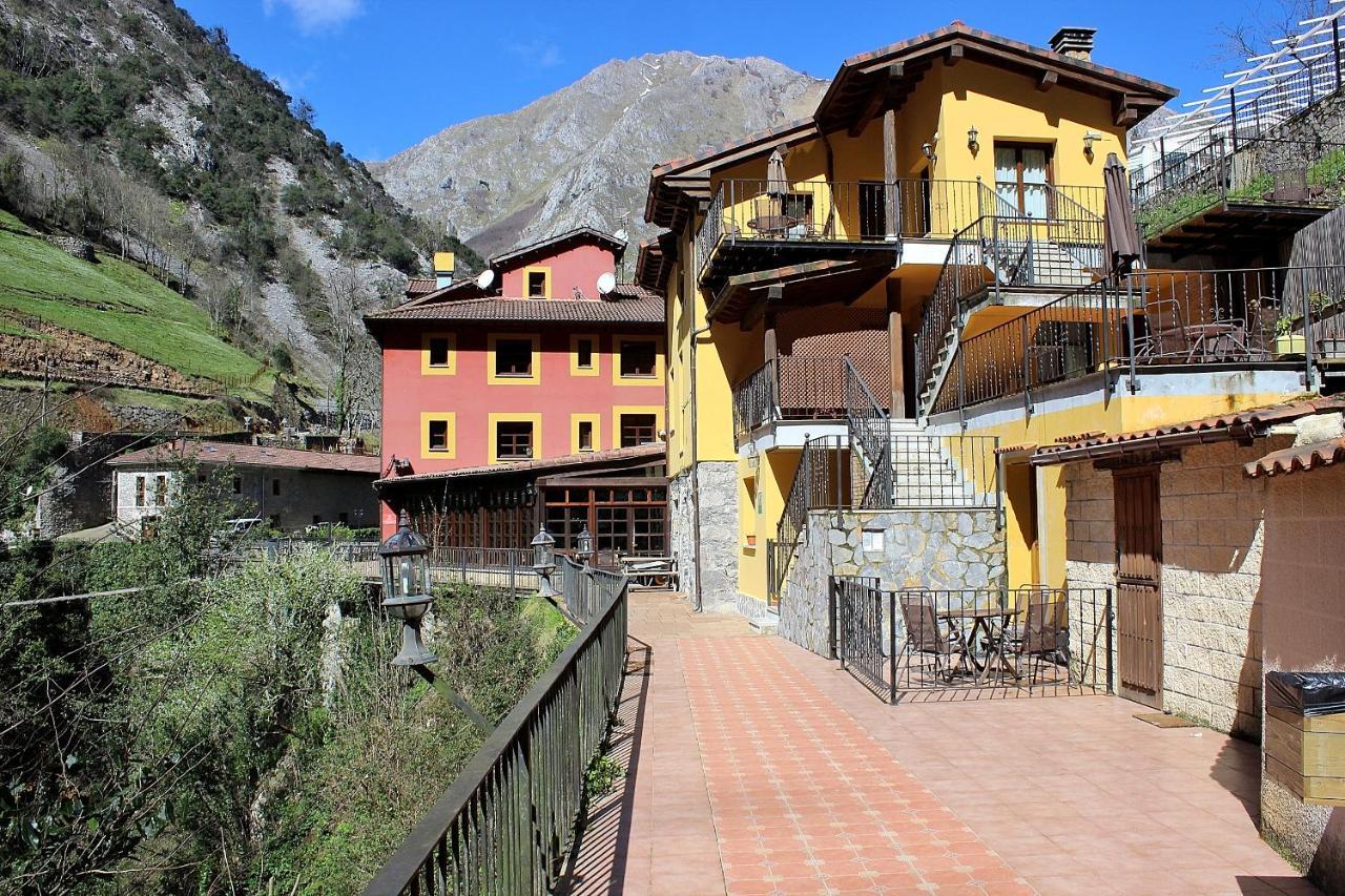 Apartamentos Aguasaliu Ponga Екстериор снимка